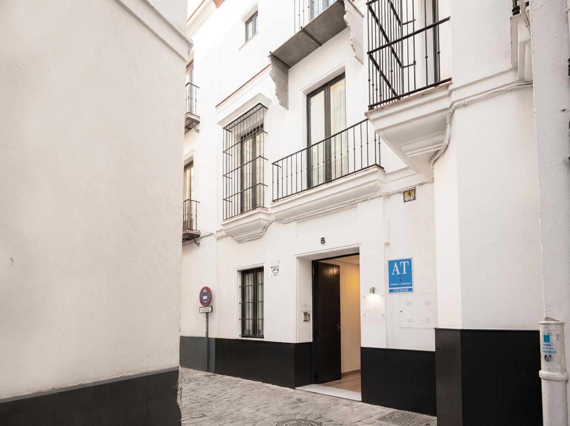 Sevilla Home Center — Photos 1